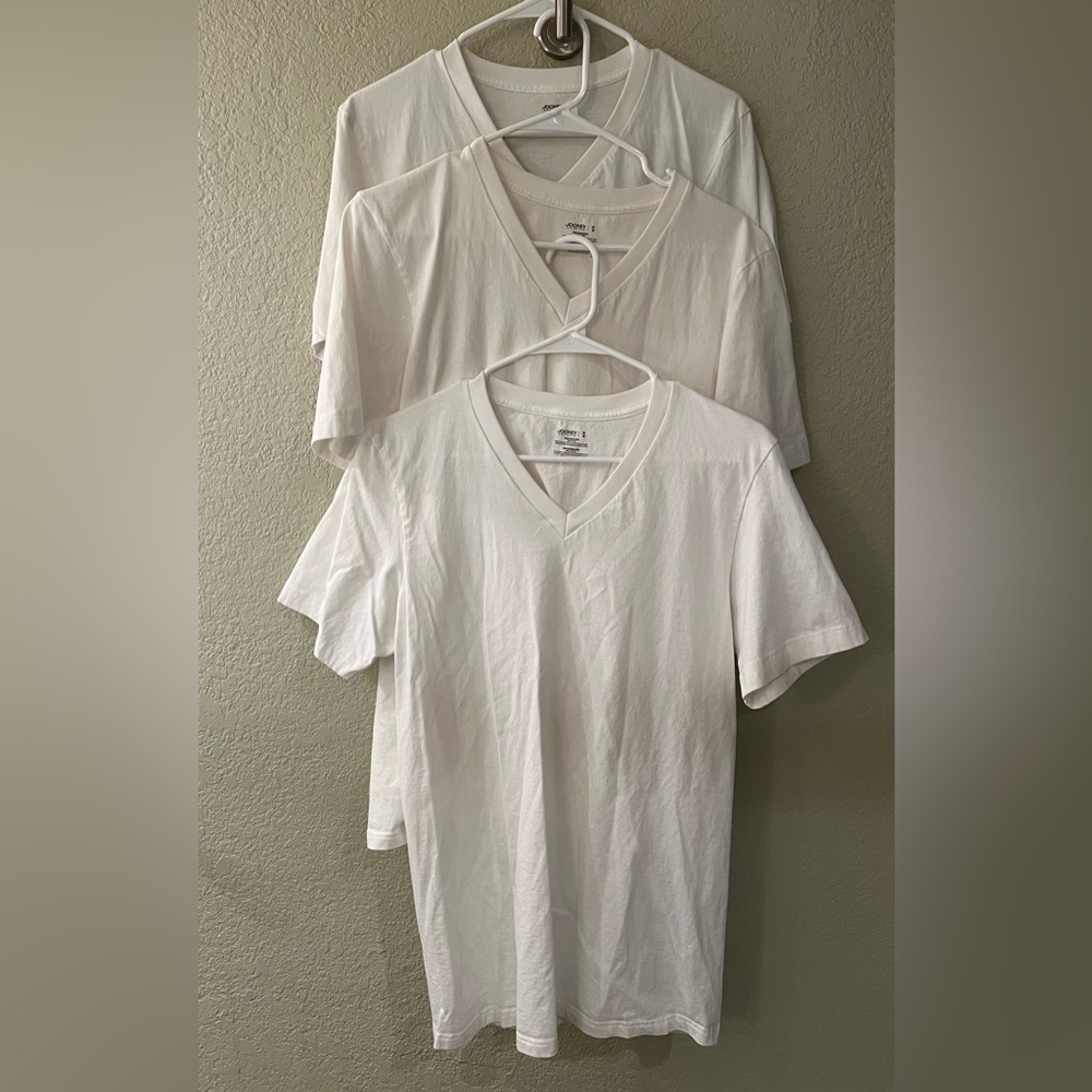 Bundle of 3 Jockey M v-neck white undershirts